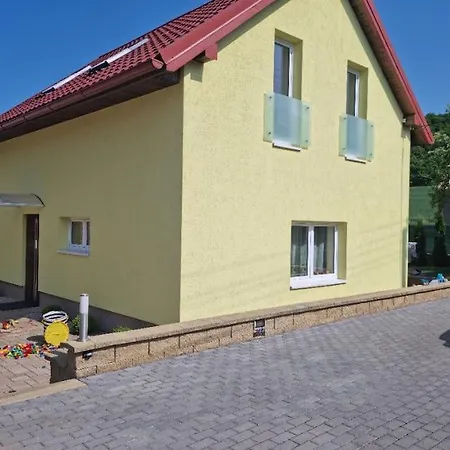 Rekreacni Domek V Ceskem Krasu 度假居