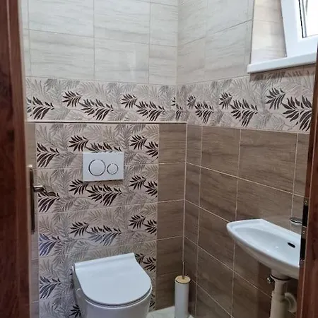 Rekreacni Domek V Ceskem Krasu Tetín
